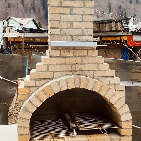 דירות Jacuzzi Belle View Sinaia-Free Parking מראה חיצוני תמונה